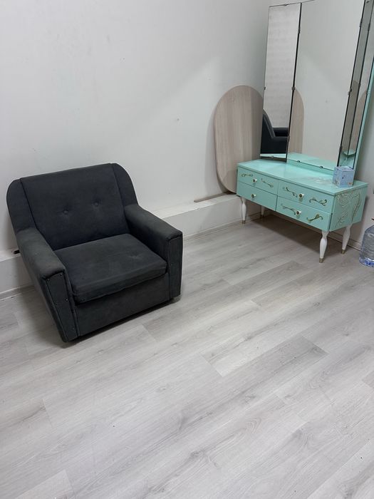 Здається дуже колоритна квартира в самому центрі Ужгорода