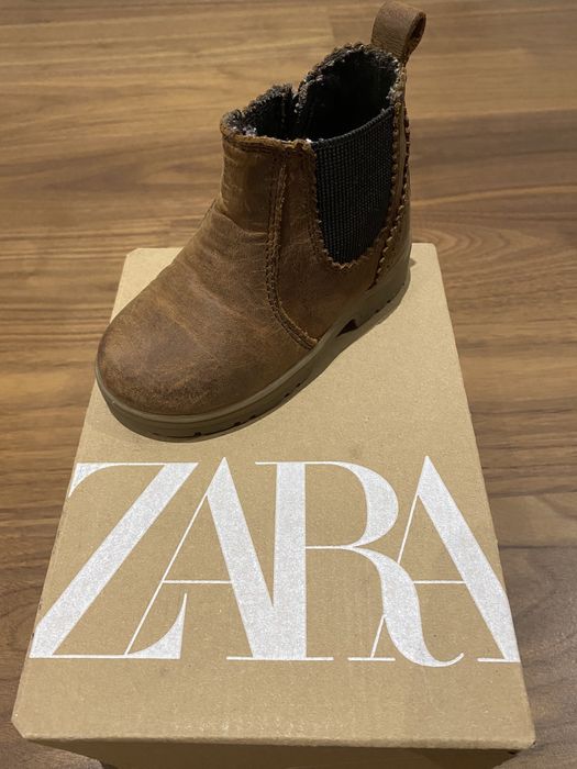 Botas em pele menina ZARA