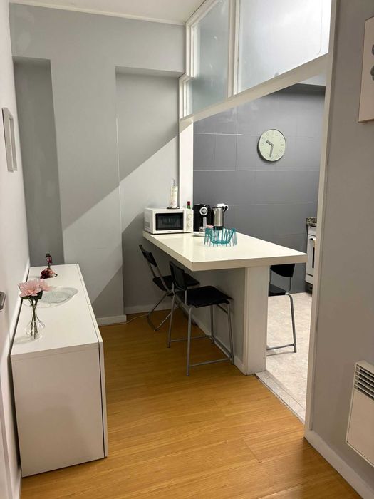 Quarto para arrendar junto Corte Inglês