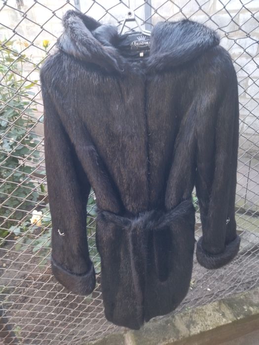 Шуба из нутрии фабричная