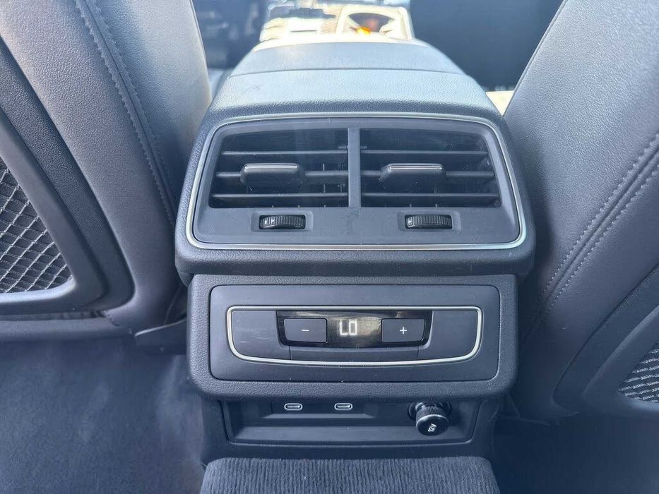 Audi A6 2.0      2023