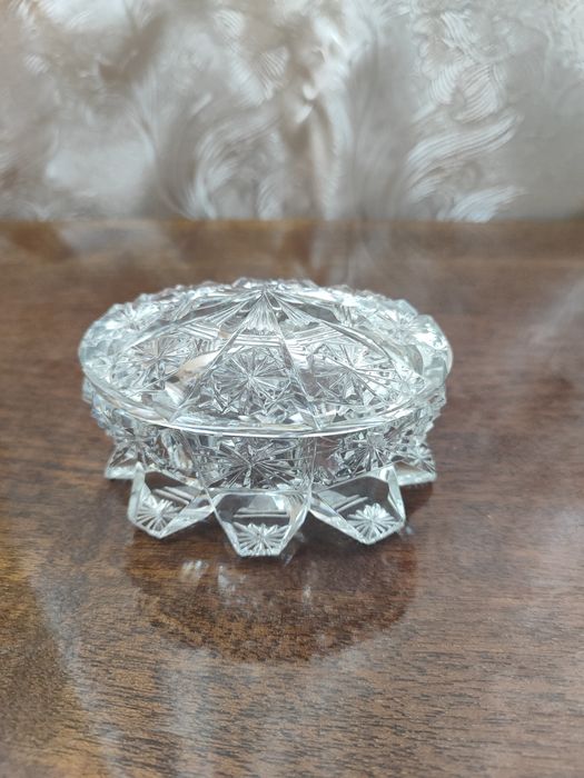 Хрусталь.Шкатулка хрустальная ГДР.