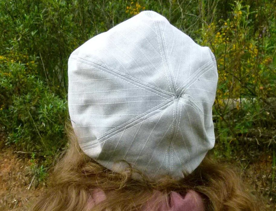 Boina unissexo feita à mão (slouchy beret hat)