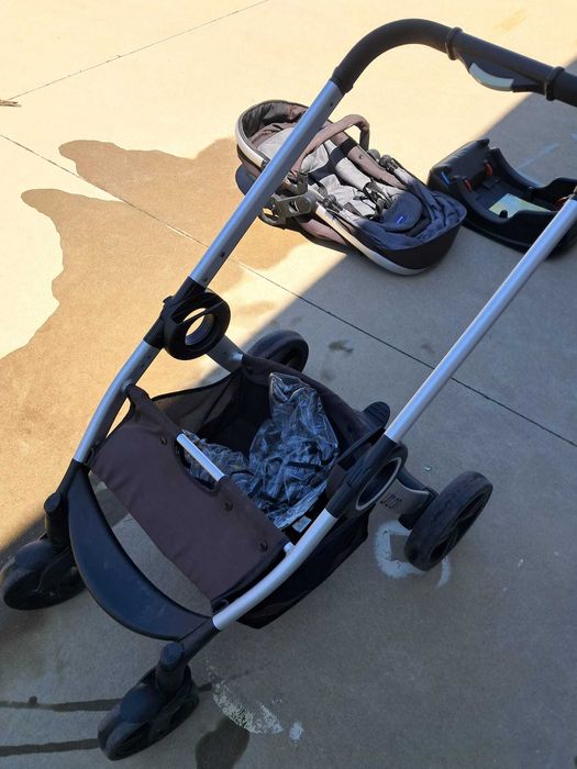 Carrinho de bebé - Chicco Urban Trio