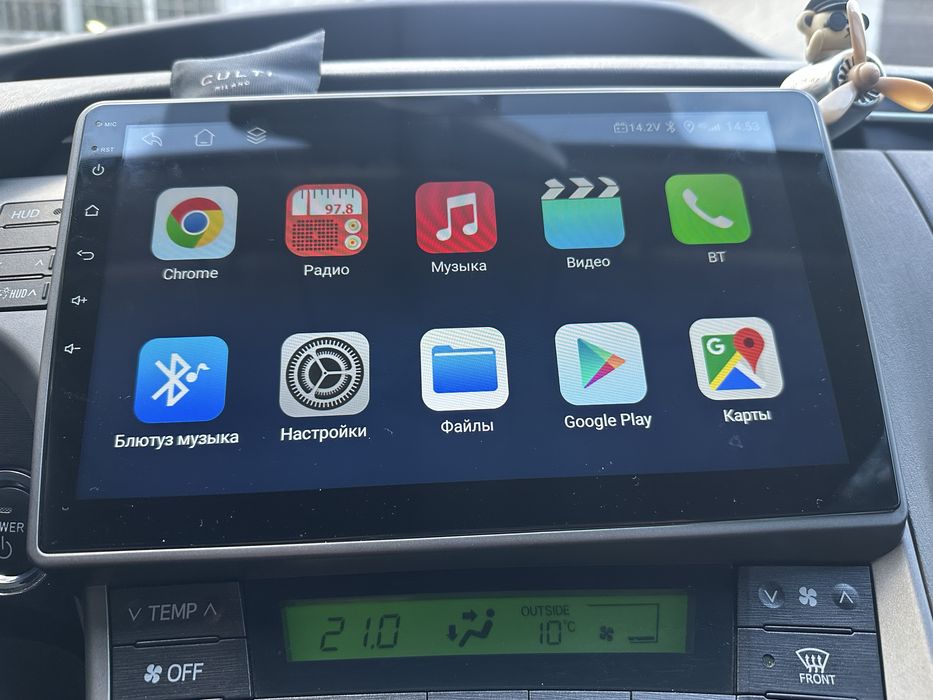 Продам магнитолу android 10.1 Toyota Prius 30 с 4G/LTE