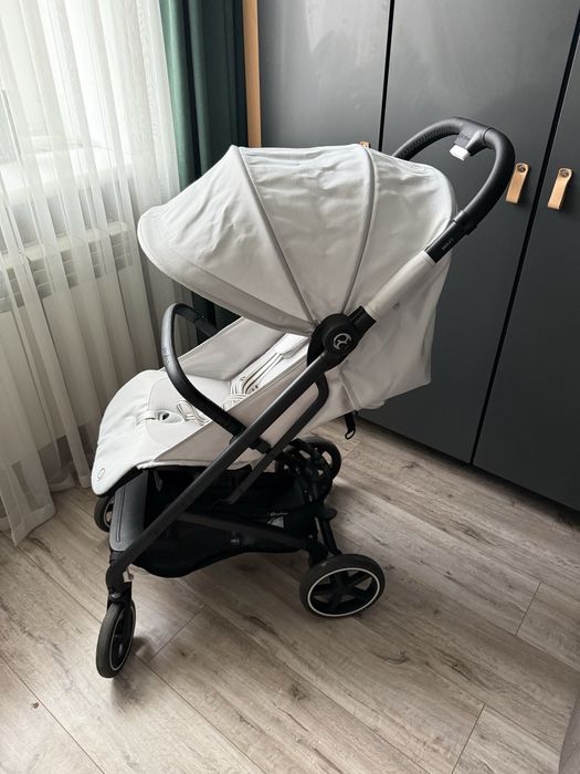 Прогулянкова коляска Cybex Beezy fog grey