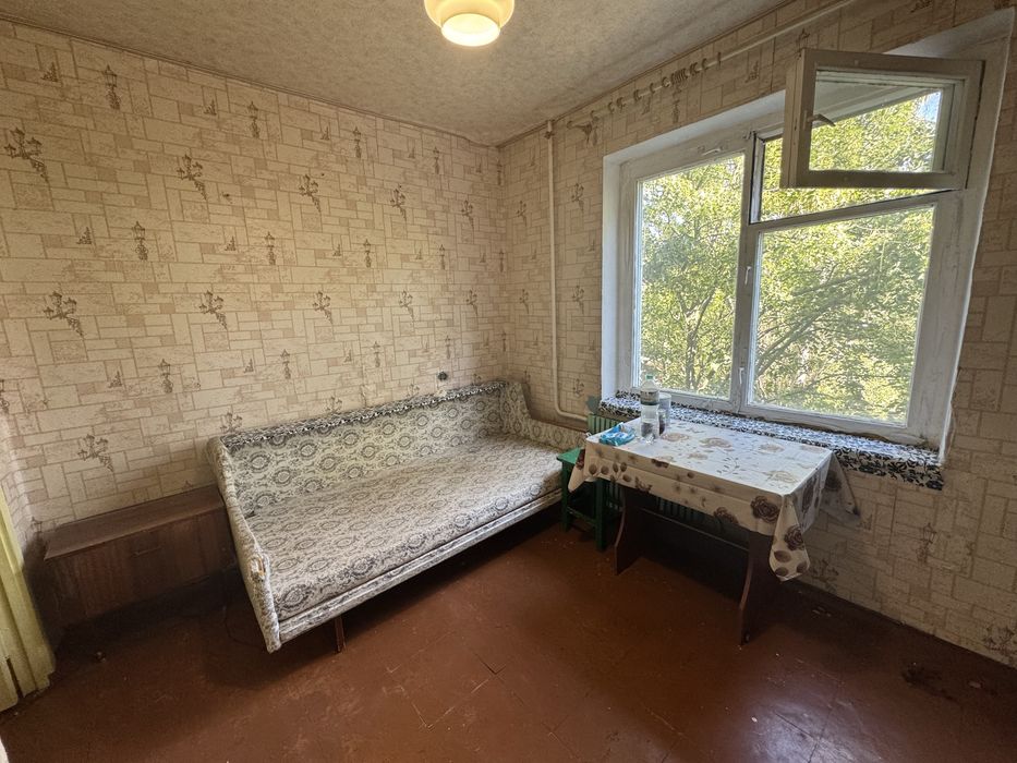 Продам квартиру Тополь 3