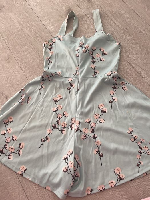 Сарафан, комбенізон