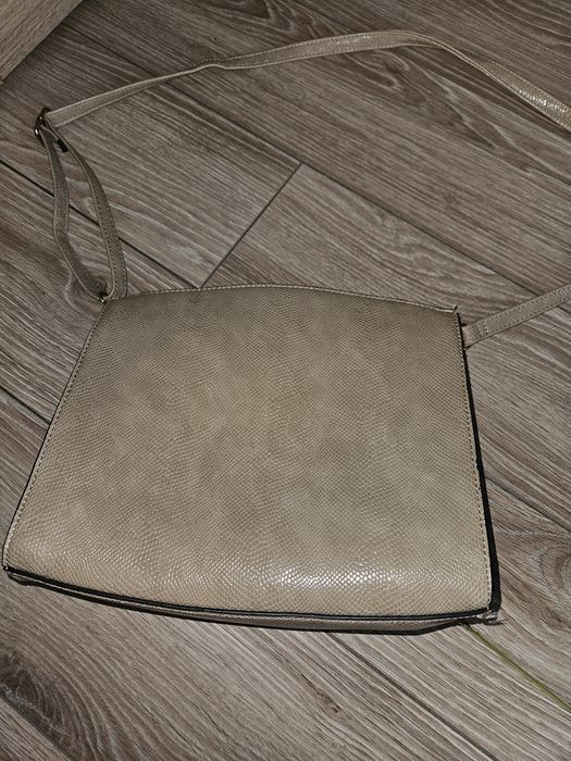 Beżowa torebka new look