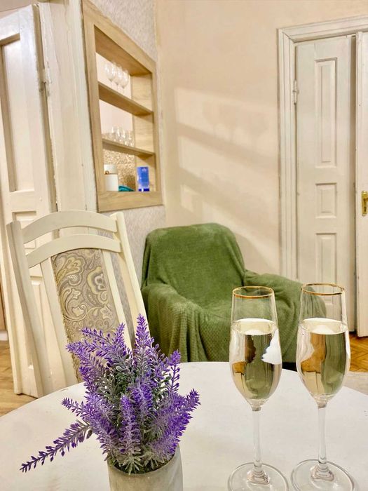 Оренда 2-кім. квартири. вул. Вірменська-пл.Ринок- Центр. (33.000 грн.).