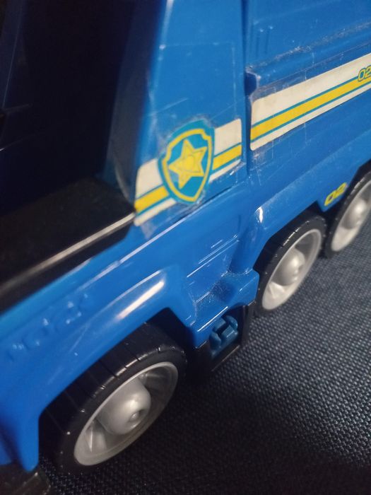 Psi Patrol, samochód Chase, Marshall