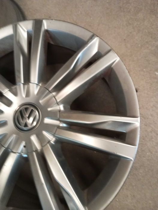 Jogo Jantes 17 Originais VW Golf VII 5x112 5G0601025C "Dijon"