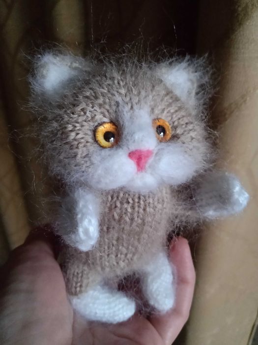 Котик котофейко в'язаний