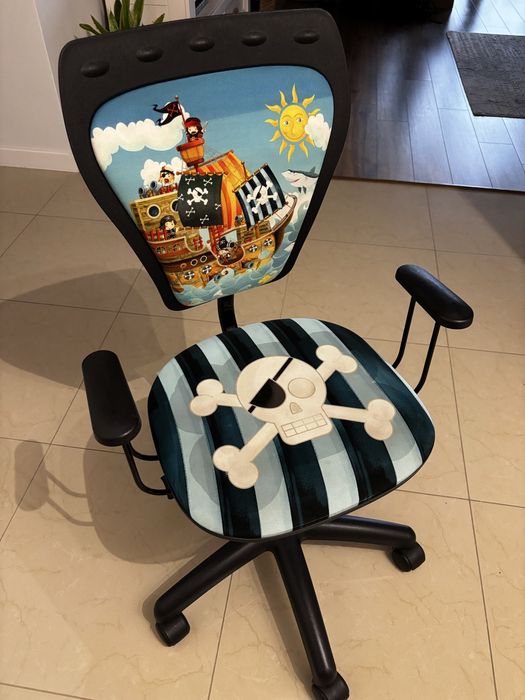 Fotel dziciecy super stan