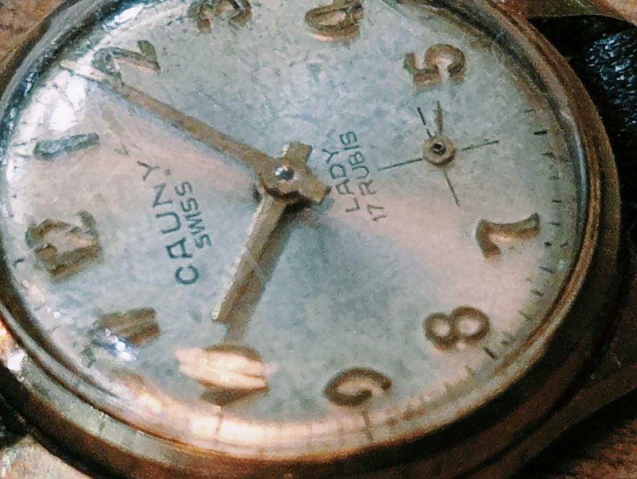 Relógio Cauny feminino,antigo a corda