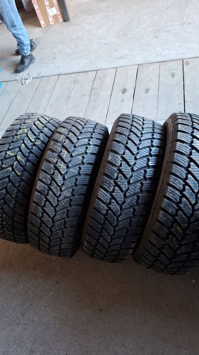 Автошини 215,225, 235С