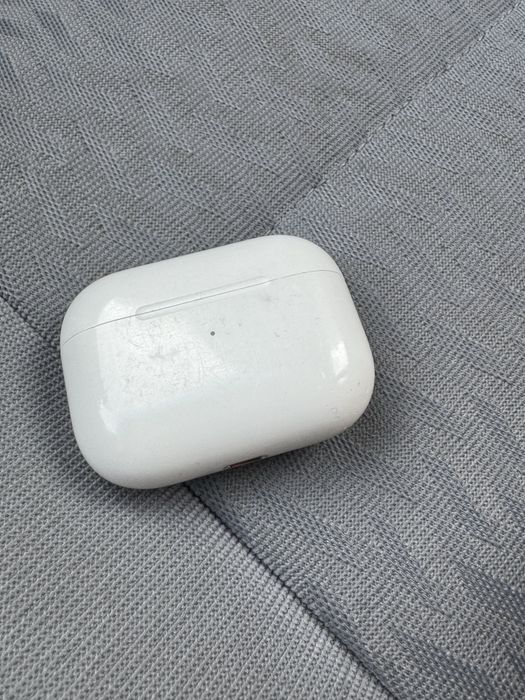 Apple AirPods Pro słuchawki bluetooth białe