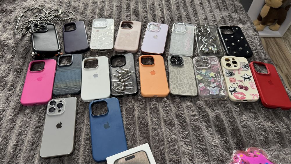 Чохли для iphone 15pro