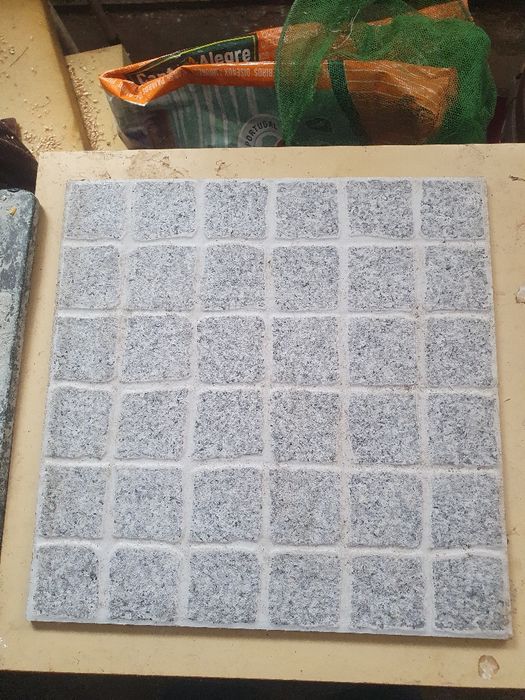 Tijoleira mosaico para int/ext 26un com 33x33cm preço  m2