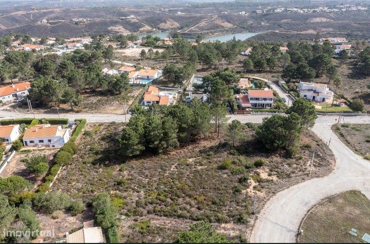 Land for sale Aljezur / Lote Urbano Aljezur