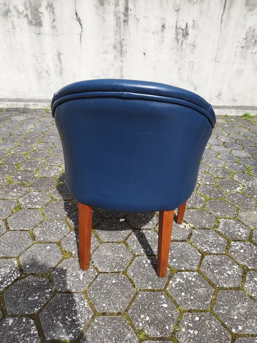 Cadeira Conforto em pele genuína