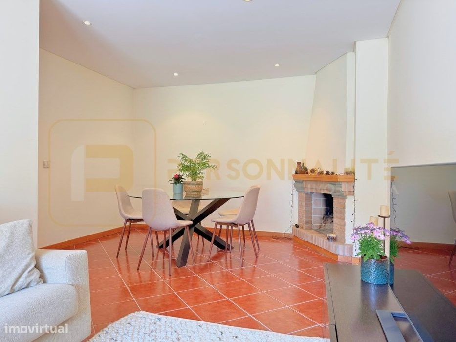 Apt. T2 Centro | Varanda | Lugar de garagem