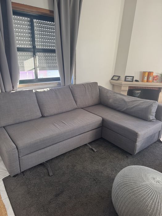 Sofá-Cama IKEA c/ Arrumação + Pufe SANDARED