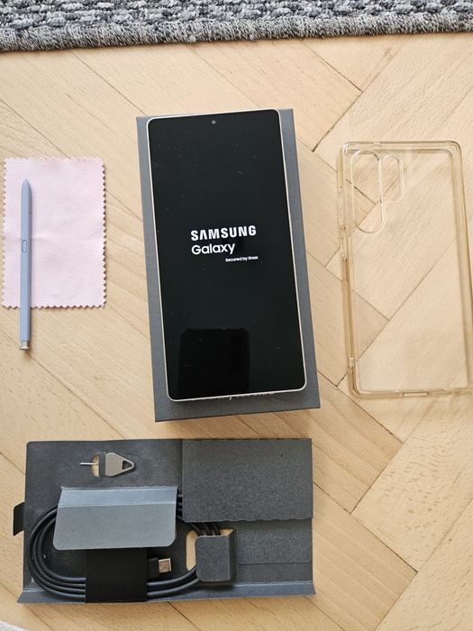 Samsung Galaxy S25 Ultra 12/256GB | Stan Idealny (Jak Nowy) | Komplet + Etui