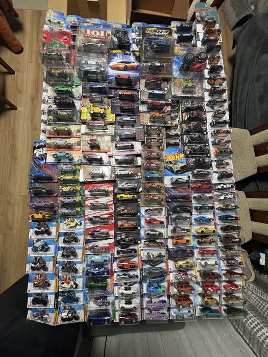 NIE NA SZTUKI Mega potezna kolekcja hot wheels  sth th premium itp