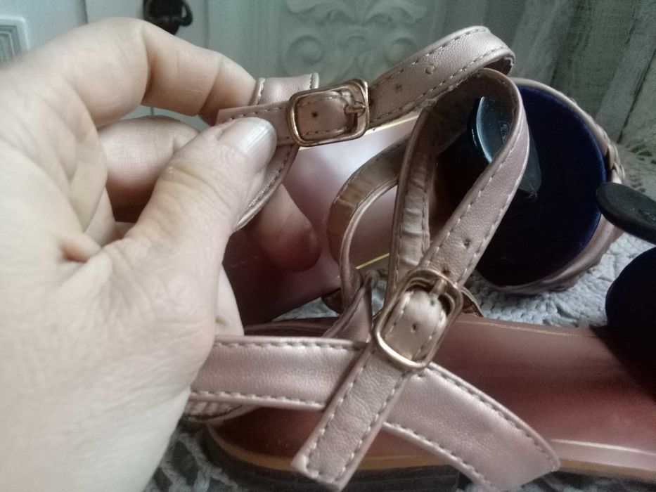 GRATIS złote sandały buty letnie damskie 38 oryginalne stylowe