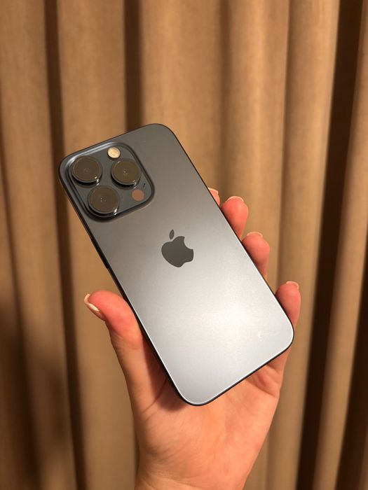 iPhone 15 pro dobry stan