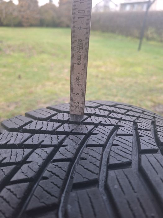 Opony zimowe YOKOHAMA 215/60R16