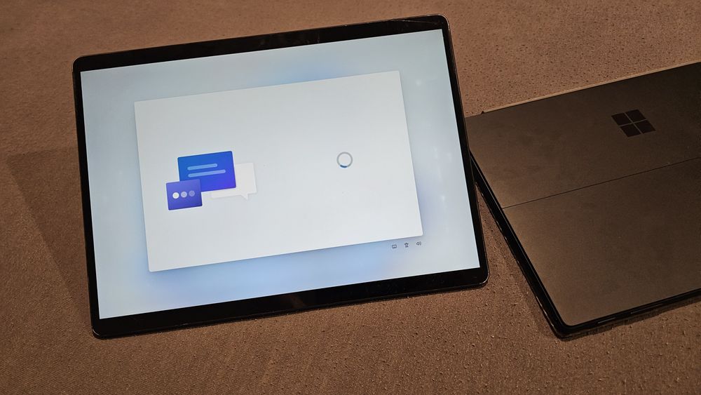 Microsoft Surface Pro 9 (2038)