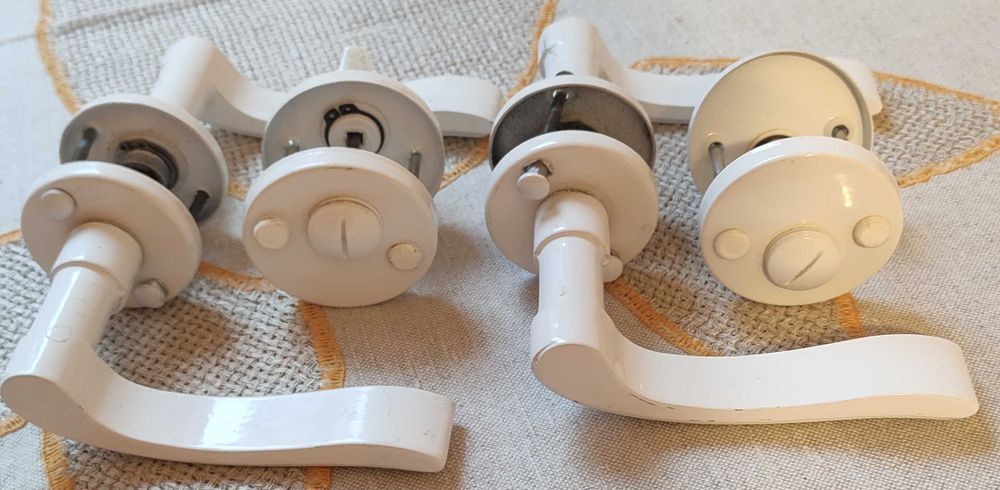 **Klamki do drzwi łazienkowych, komplet, białe**