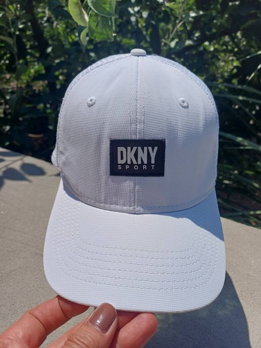 DKNY бейсболка кепка