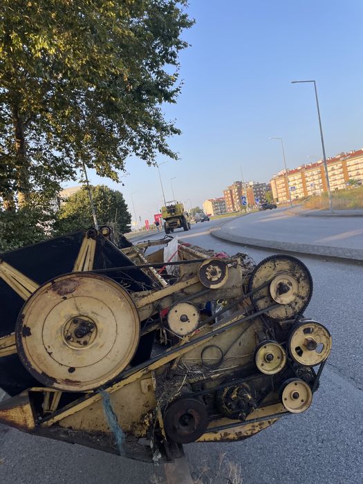 Frente de cereal new holland