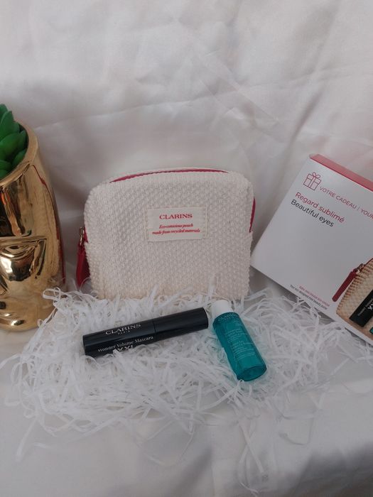 Набір Clarins туш для вій, засіб для зняття макіяжу, косметичка