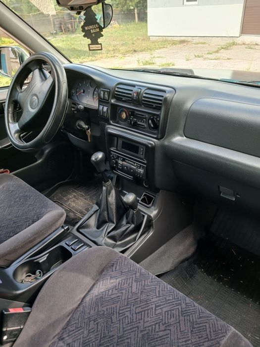 Sprzedam Opel Frontera 2.2 tdi 4x4