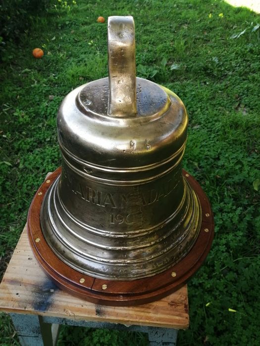 Sino bronze restaurado