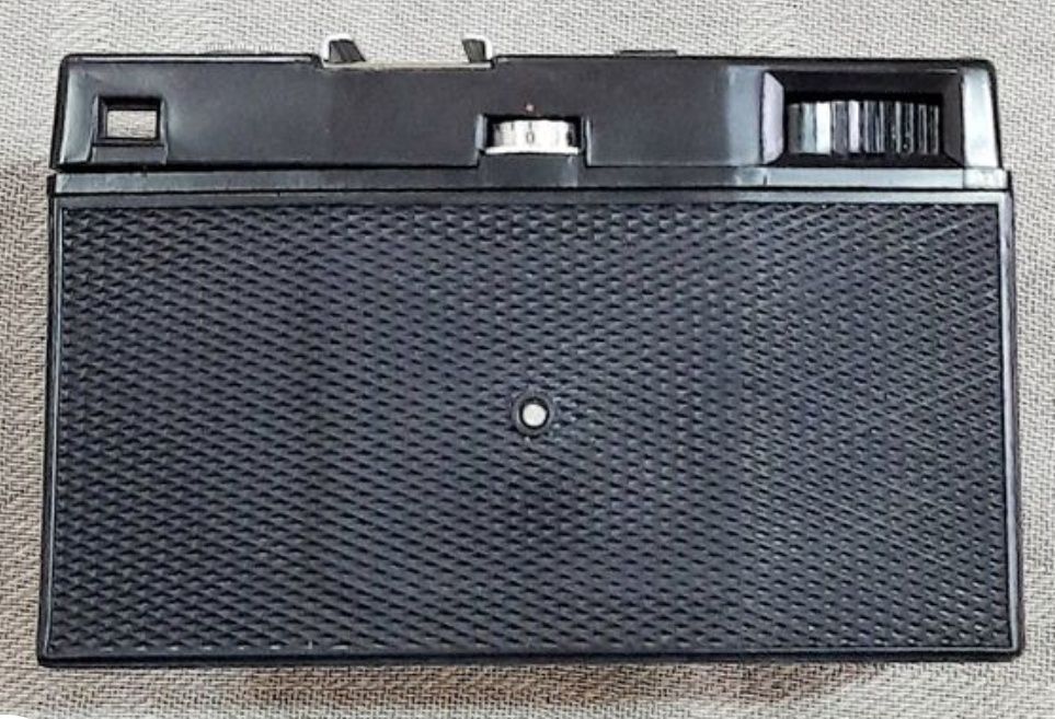 Продам статуэтки фарфорофие