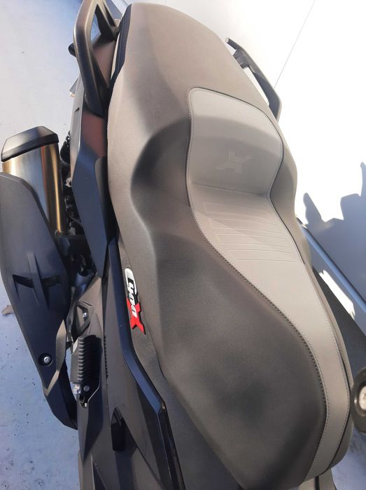 BMW - C 400 X   (como nova)