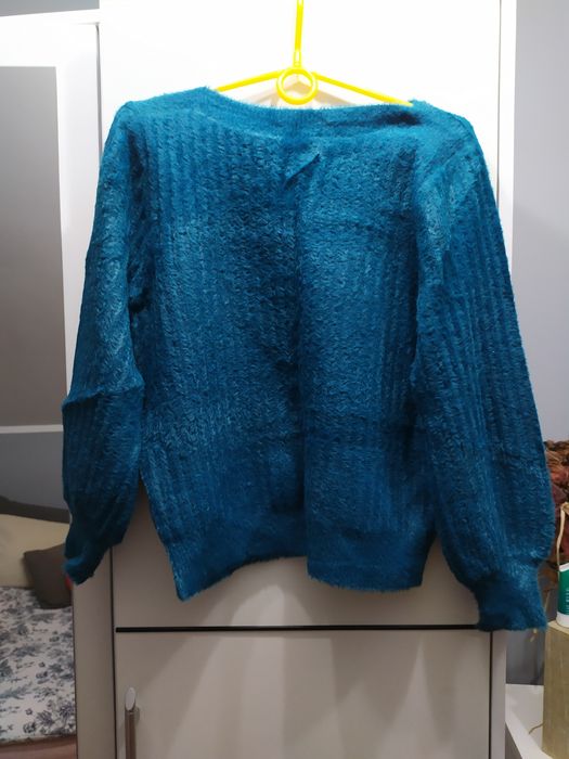 Sweter damski ciemnozielony