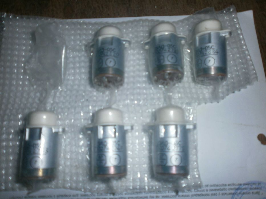 Электродвигатели. сельсины. электрощетки,