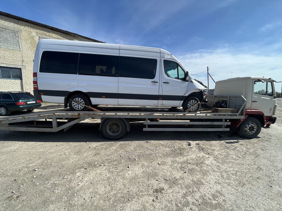 послуги евакуатора. лафета , лавета, евакуатор, вантажоперевезення !!!