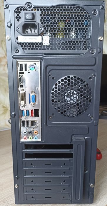 Системний блок (Asus F2A85-m + AMD Athlon x4 740)