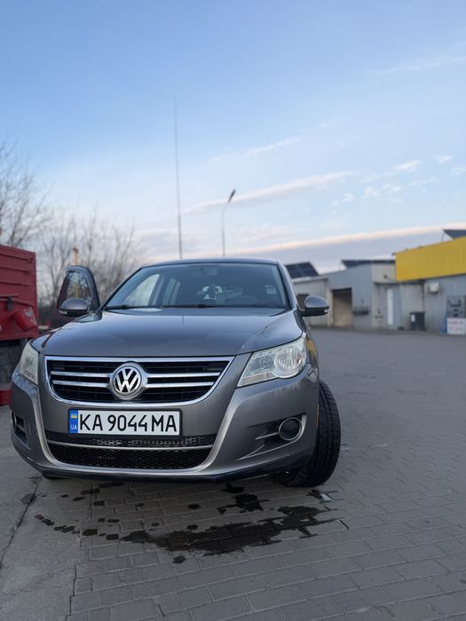 tiguan volkswagen 2011