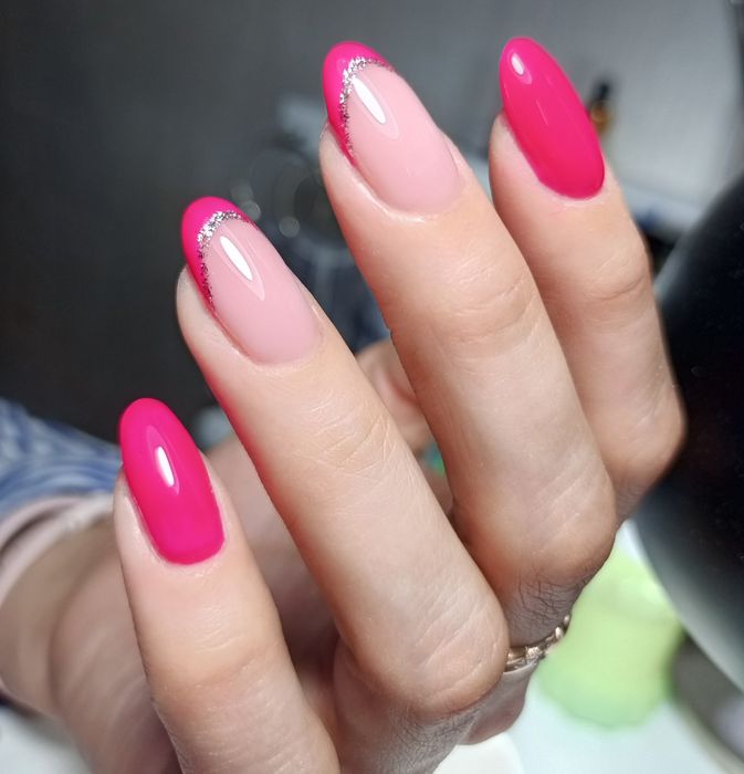 ПРАЦЮЮ  БЕЗ СВІТЛА. ОГНІВКА. Манікюр, Педикюр з елементами