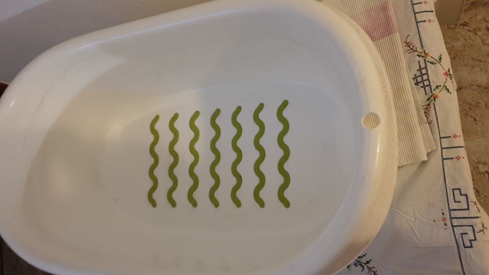 banheira de bebé ou  bacia