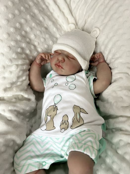 Bebé reborn com surpresas por encomenda