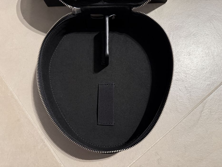 Skórzane etui Woolnut Apple AirPods Max